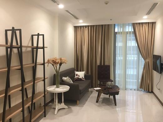 vinhomes central park apartment for rent in binh thanh district hcmc BT105L2486  (2)